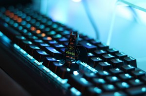 Jak wybrać klawiaturę gamingową?