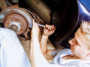 Auto części - gdzie i jak kupić części do samochodu?