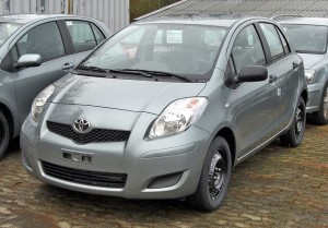 Którą Toyotę Yaris kupić? I, II, III czy IV generację