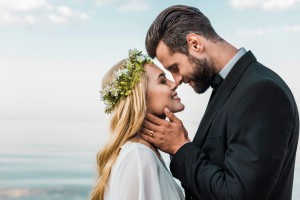 Ile dać w kopertę na wesele w 2024 roku?