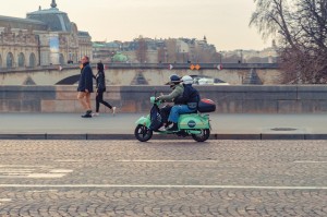 Chcesz kupić skuter? Sprawdź, co wziąć pod uwagę podczas zakupu!