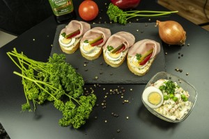 Przekąski na każdą okazję - kanapki koktajlowe jako hit każdej imprezy