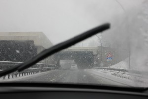 Jak poprawić widoczność w samochodzie zimą?