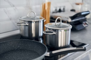 Jak wybrać najlepsze garnki na indukcję? Kompletny poradnik dla kupujących