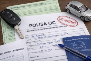 Ubezpieczenie OC po zakupie samochodu - co przechodzi na kupującego?
