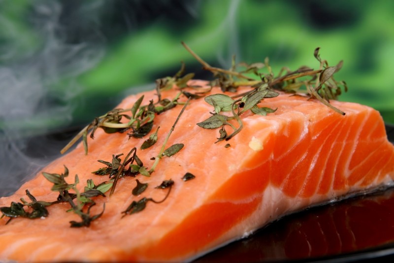 Sashimi, czyli sposób przygotowywania surowego mięsa.