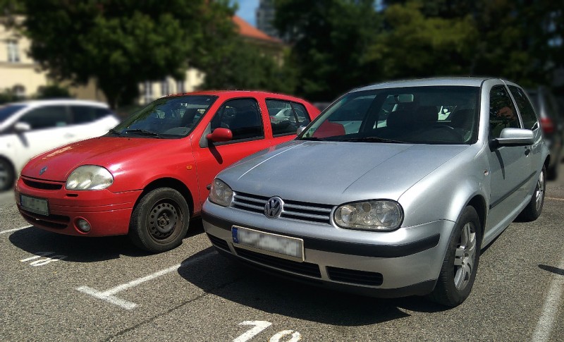 samochody do 5000 zł do kupienia w 2019 roku - VW Golf i Renault Thalia