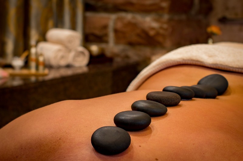 Masaż relaksacyjny - którą technikę wybrać?