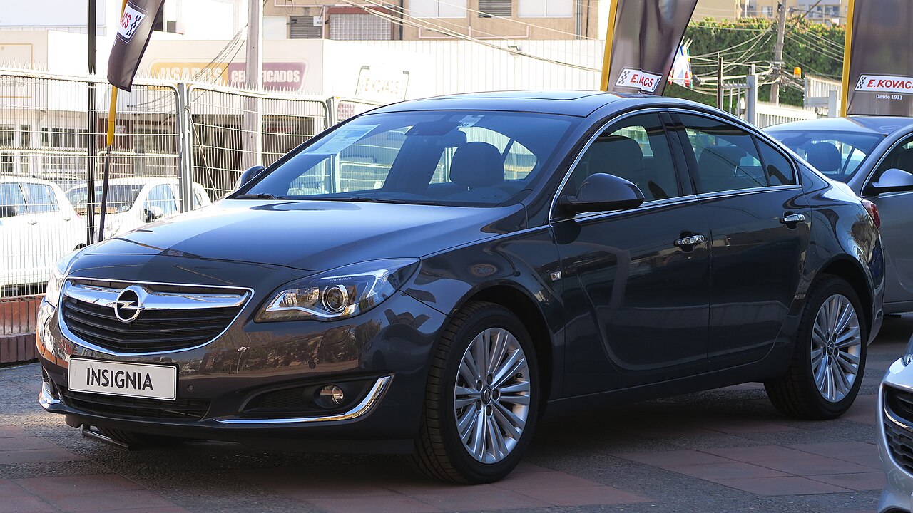 Autorstwa RL GNZLZ from Chile - Opel Insignia 2.0T Cosmo 2017, CC BY-SA 2.0, https://commons.wikimedia.org/w/index.php?curid=76122890 Autorstwa RL GNZLZ from Chile - Opel Insignia 2.0T Cosmo 2017, CC BY-SA 2.0, https://commons.wikimedia.org/w/index.php?curid=76122890